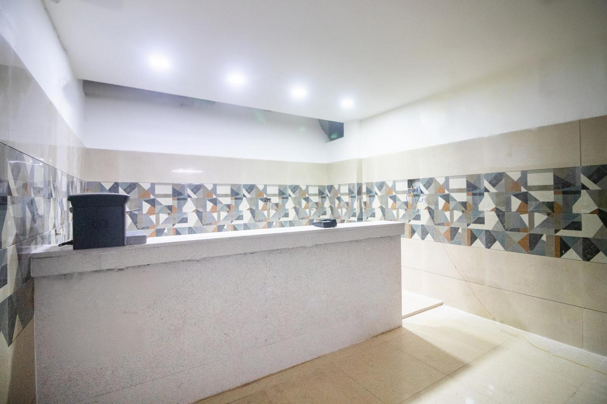 Spot On Prabir Residency Inn Urāli 외부 사진